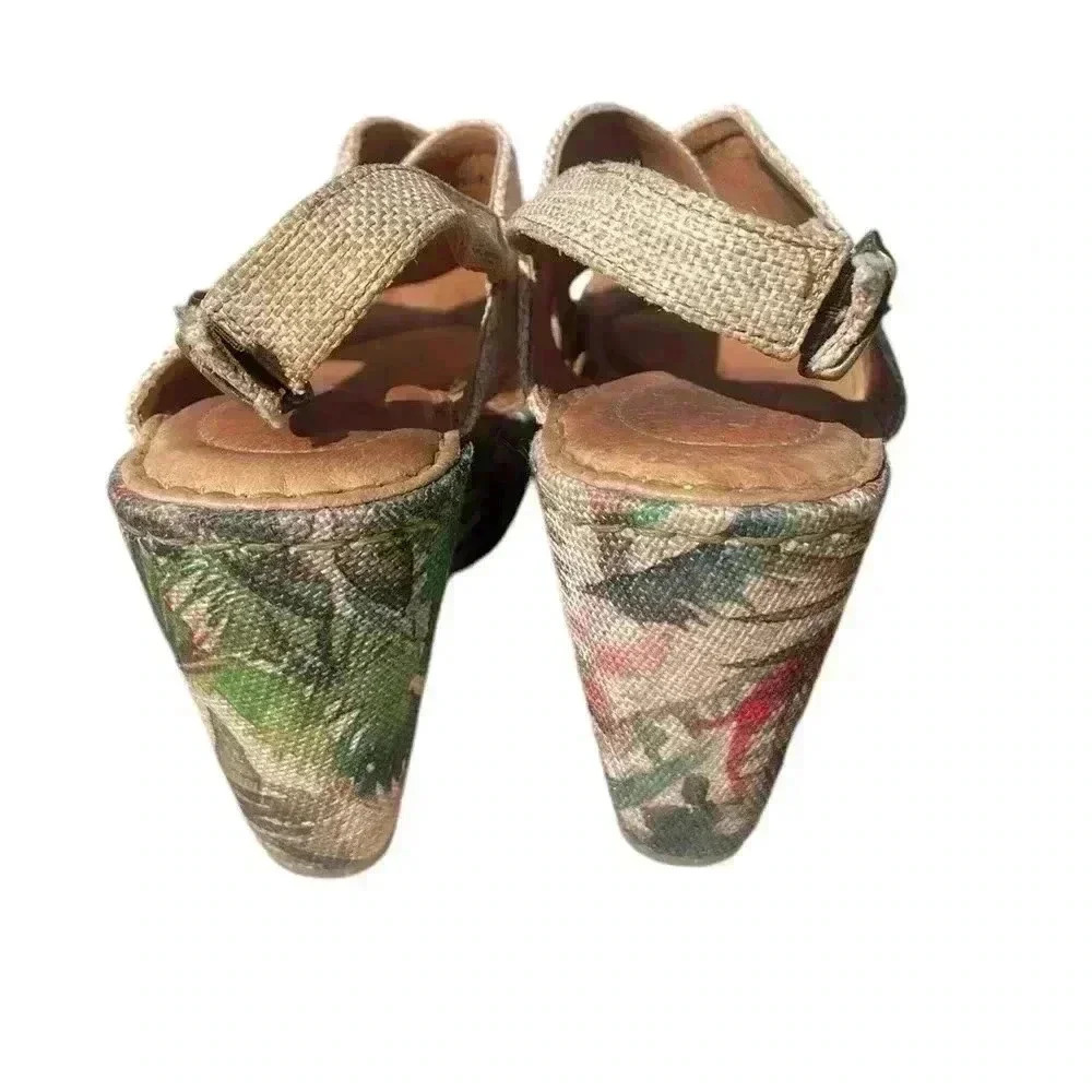 Born Emmy Il Wedge cream Sandal Preowned in Great Condition Women's Size 7 - Picture 5 of 7